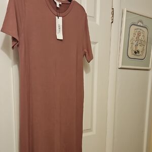 Chic Mauve Midi Dress